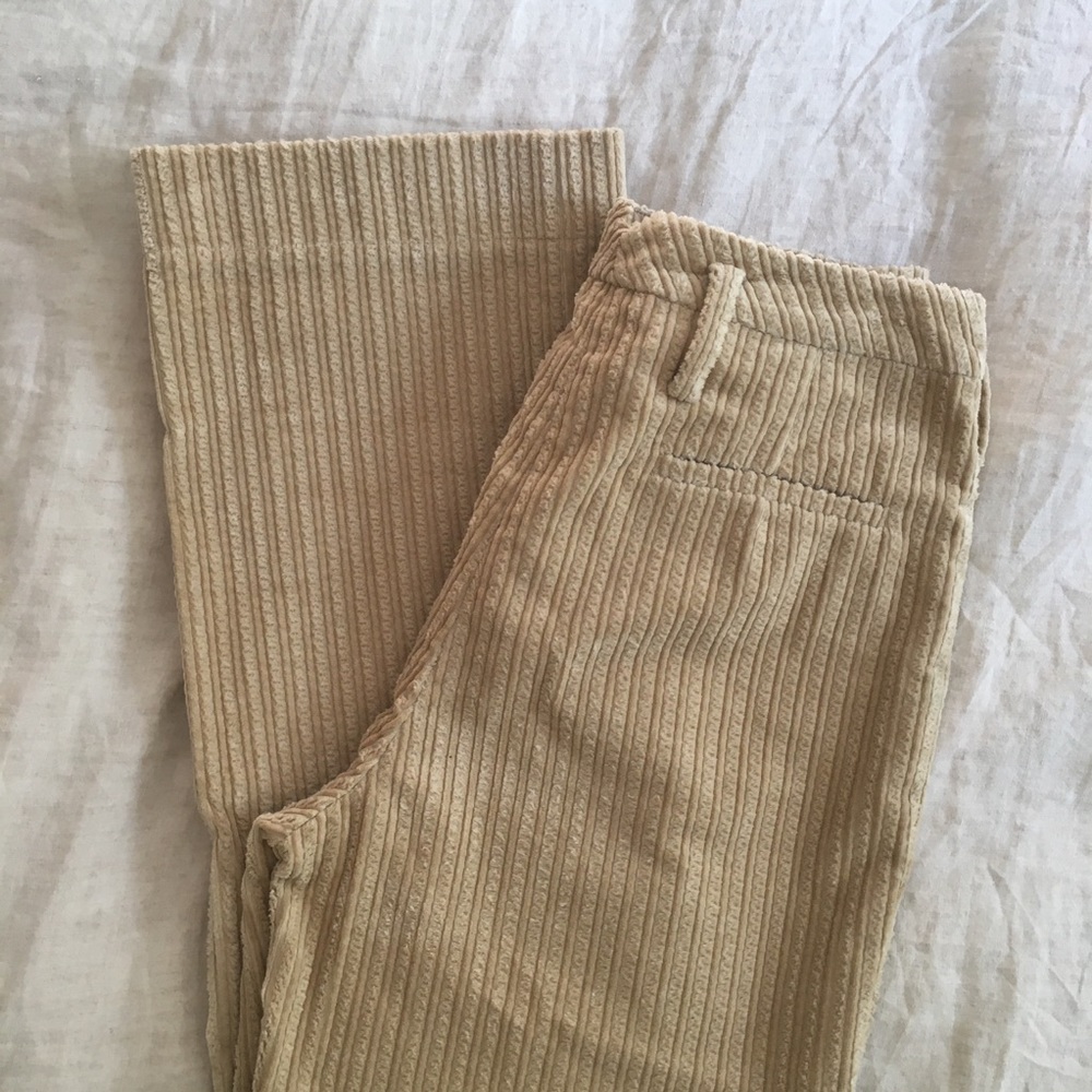 NEHERA Sandstone Corduroy Pants